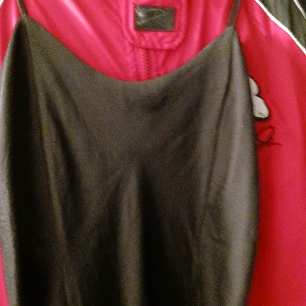100% Silk Vintage Victoria’s Secret night gown - Black Size Medium - Picture 2 of 6